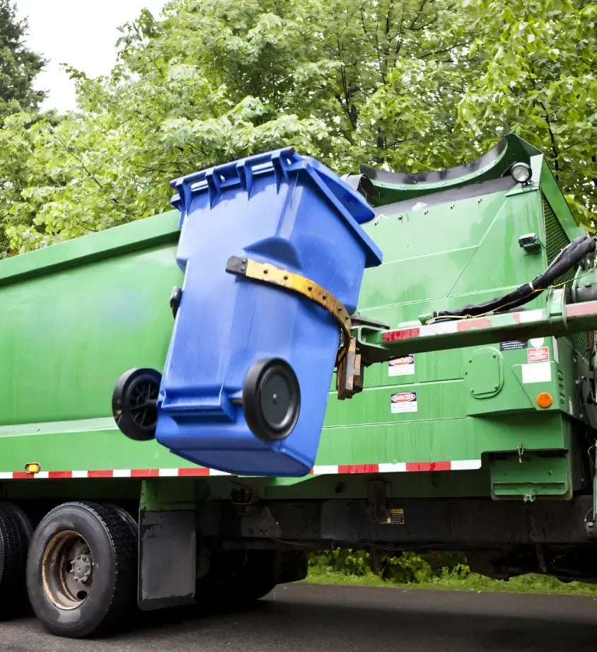 Side-Load-Garbage-Truck (1)